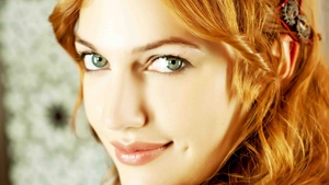 Meryem Uzerli, frumoasa actriţă care a jucat rolul sultanei Hurrem în “Suleyman Magnificul”, a dezvăluit cu ce s-a ocupat înainte de a deveni celebră!