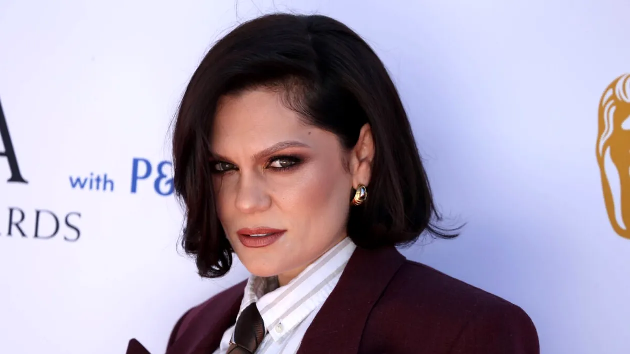 Celebra artistă s-a întors pe scenă după ce a fost diagnosticată cu cancer la sân: ”Încă mă recuperez, dar sunt atât de recunoscătoare să fiu aici”