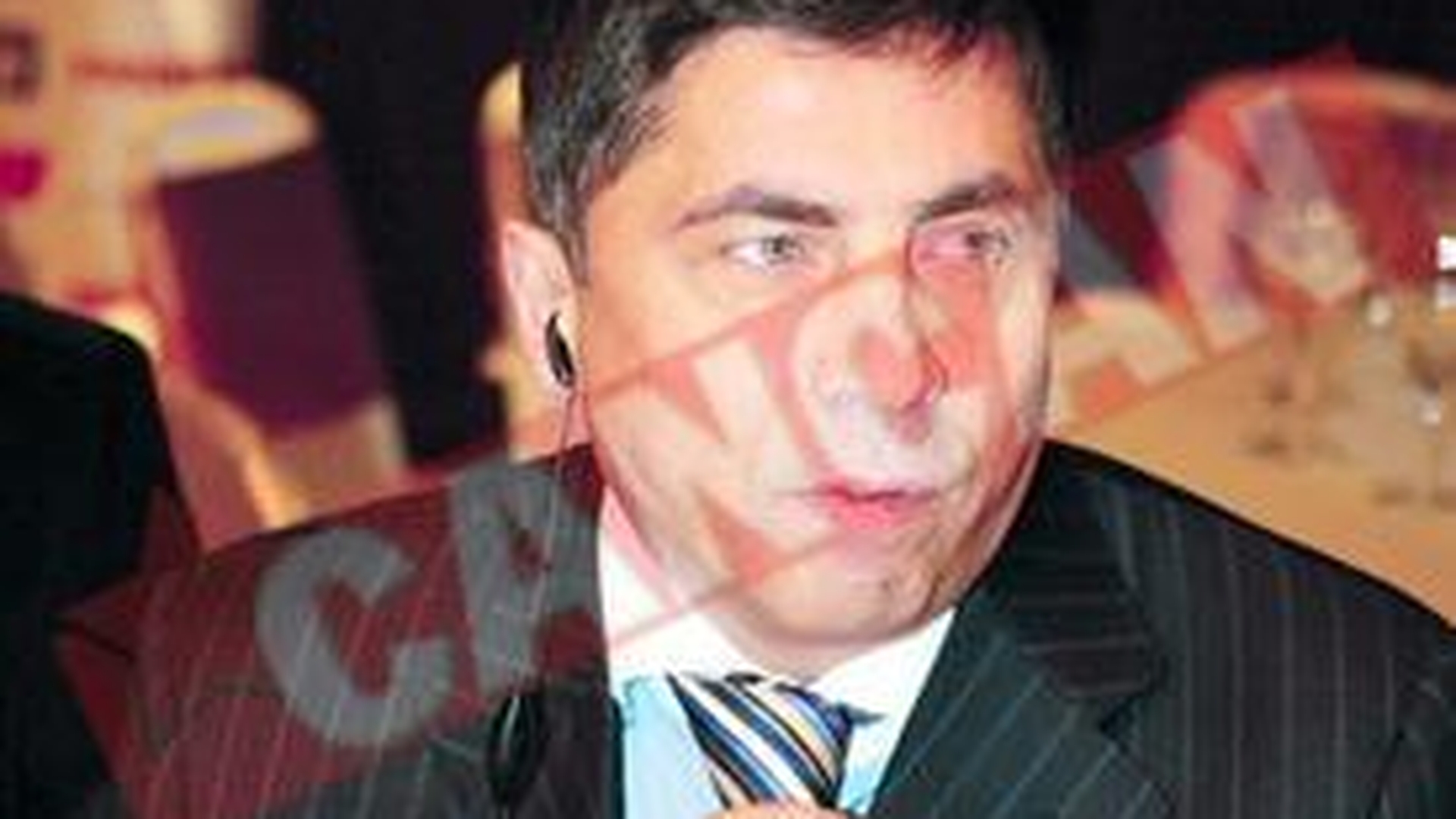 "Mi se mai spune "Turcu?" pentru ca sunt tare ca iataganul"