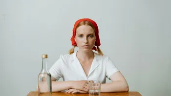 Petrecerea care a golit magazinele din URSS: cum au băut sovieticii toată vodca după victoria din al Doilea Război Mondial