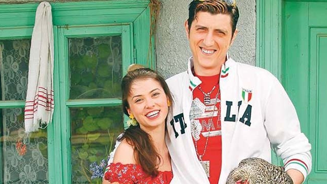 Gianina din "Las Fierbinti" asa cum nu ai mai vazut-o pana acum! Decolteul GENEROS i-a lasat pe toti fara cuvinte!
