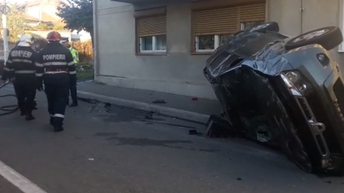 Imagini în premieră cu maşinile strivite! Ultima oră: presupusul amant al Mariei Constantin, singurele declaraţii din spital!
