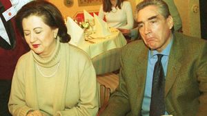 MIOARA ROMAN, anunţ şoc despre fostul ei soţ, PETRE ROMAN: "Nu e fericit! Copilul a fost un şantaj"