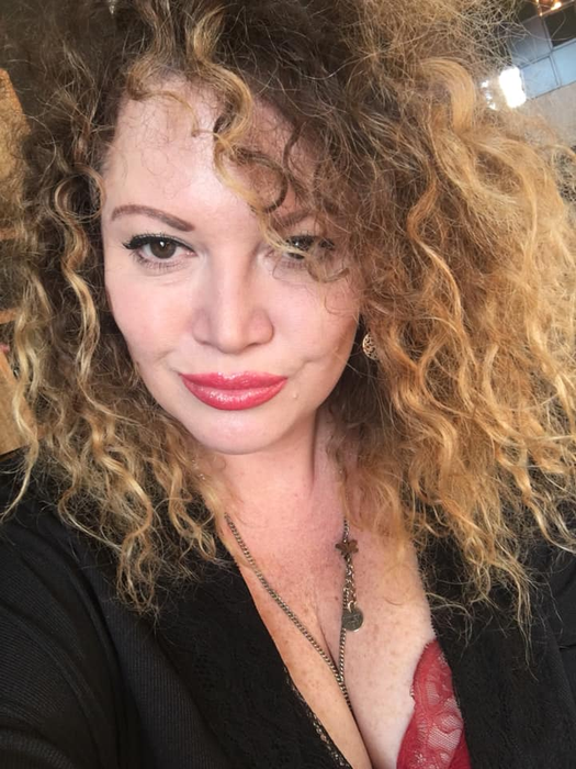 Oana Lis, devastată de durere! A făcut anunțul în urmă cu câteva ore: „E în spital”