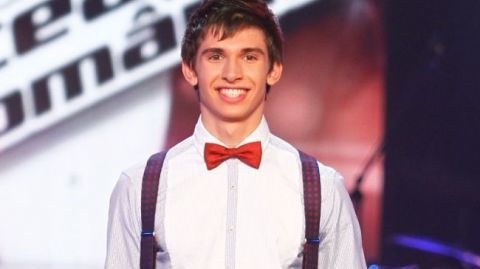 Cristian Sanda de la ”Vocea României”, transformare totală! A trecut de la adolescentul timid la tânărul macho şi sigur pe el