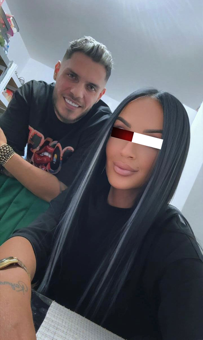 Andrei Lemnaru a combinat-o (și a abandonat-o) pe sosia Ellei, varianta brunetă. EX-concurentul de la Insula Iubirii are un tipar de la care nu se abate niciun centimetru