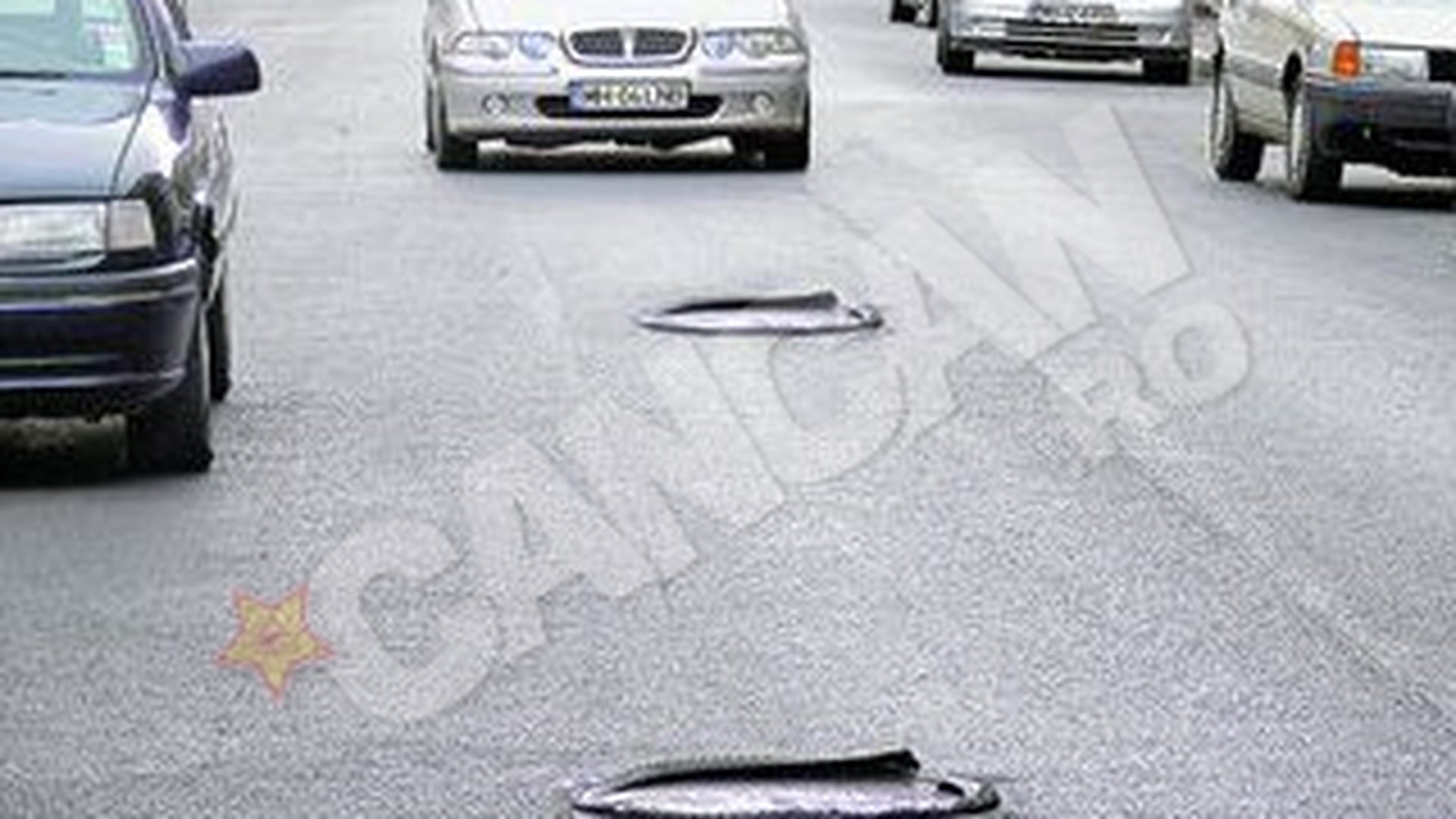 Canale garnisite cu cauciucuri de bicicleta