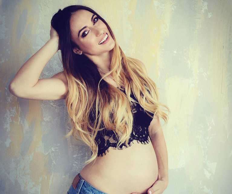 Anca Bucur a născut! Miss Fitness Universe 2017 a adus pe lume un băiețel