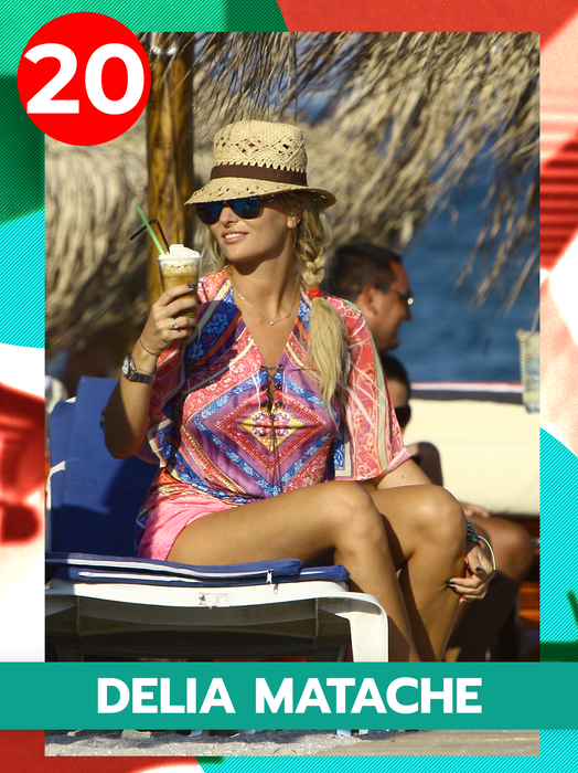 TOP sexy-vedete care au făcut show pe plajă! Anna Lesko și Alexandra Stan au dat startul: Cu berica-n buzișoare!
