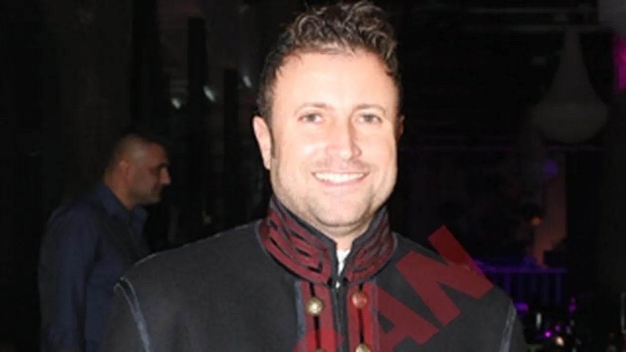 Top modelul Oraine Barrett a pozat in lenjerie intima cu diamante pentru Catalin Botezatu