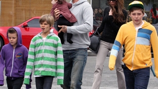 Beckhamii, in gasca la restaurant. Victoria, tot trista!
