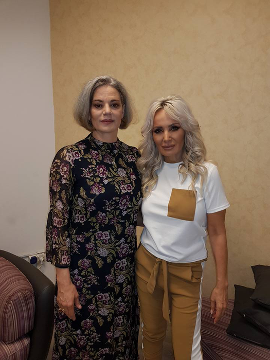 Daniela Gyrofi, criticată dur din cauza operațiilor estetice: “Arăți precum o vrăjitoare”. Cum arată în poza în care se vede cât de mult s-a schimbat | FOTO