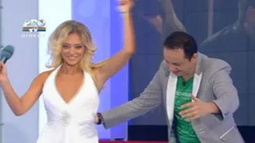 Delia Matache a probat mai multe rochii de mireasa! Care dintre ele crezi ca i se potriveste?