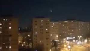 S-a rezolvat misterul obiectului apărut pe cerul Capitalei în prima zi a noului an! Nu e nici OZN, nici meteorit, dar vine din China!