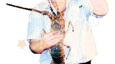 Mugur Mihaescu s-a distrat de minune pe plaja Patong! Garcea a inspectat Thailanda