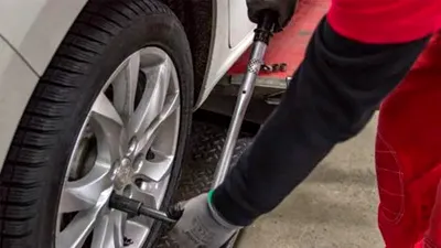 Pe ce dată devin obligatorii cauciucurile de iarnă în România? Nu toți șoferii cunosc acest lucru