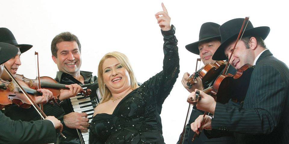 Viorica de la Clejani, înșelată de soțul ei?!? Răspunsul fabulos oferit de Ioniță de la Clejani la această întrebare intimă