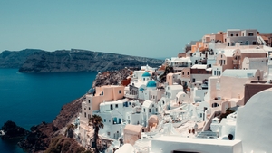 Veste proastă pentru români! Grecia ar putea să închidă insulele Mykonos și Ios, din cauza îmbolnăvirilor cu varianta Delta