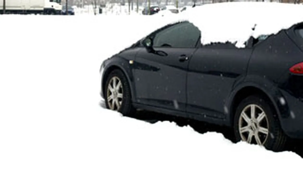 Traficul aerian, rutier si feroviar din centrul Italiei, afectat din cauza ninsorilor