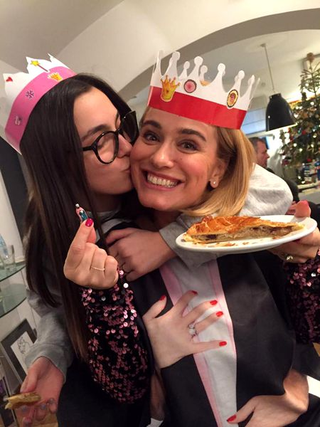Andreea Esca plătește o avere pentru studiile fiicei sale! Cât costă facultatea din Anglia la care va învăța Alexia