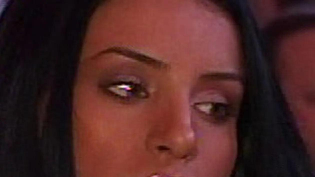 Adelina Pestritu, atacata de propria sosie! Adelina ma copiaza pe mine!