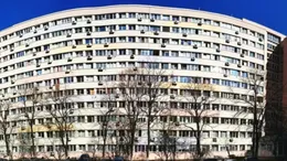 Câte apartamente are cel mai mare bloc din România. Este cât un oraș întreg