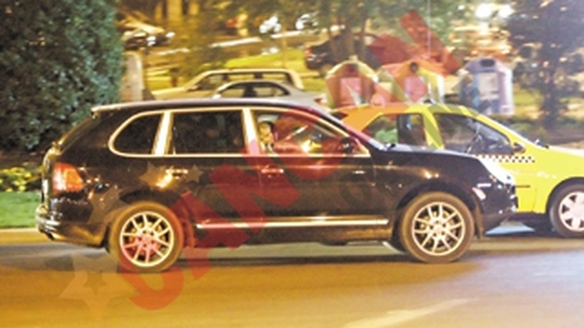 Umbla sub acoperire prin Bucuresti