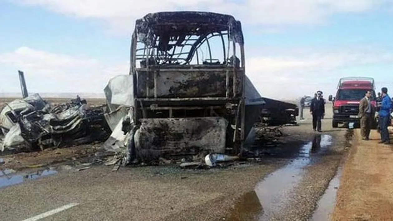 Tragic accident de circulație. Cel puțin 8 morți și zeci de persoane rănite, iar bilanțul poate crește