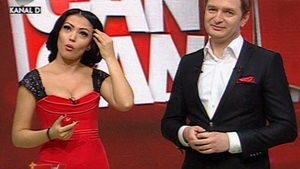 VIDEO Ce a mancat Andreea Mantea de Paste: 10 oua, 5 felii de drob si un cozonac jumatate! Crezi ca glumeste?