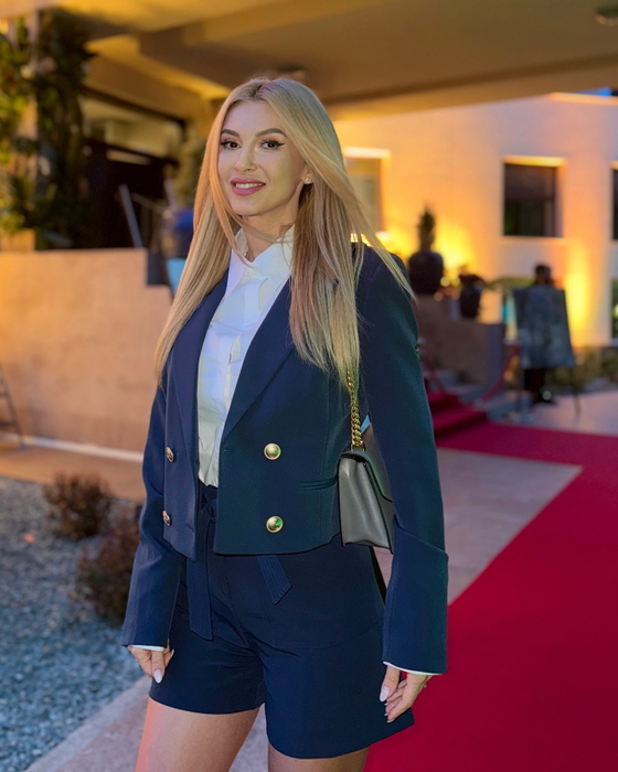 Andreea Bălan nu își expune pielea la soare/ Sursa foto: Instagram