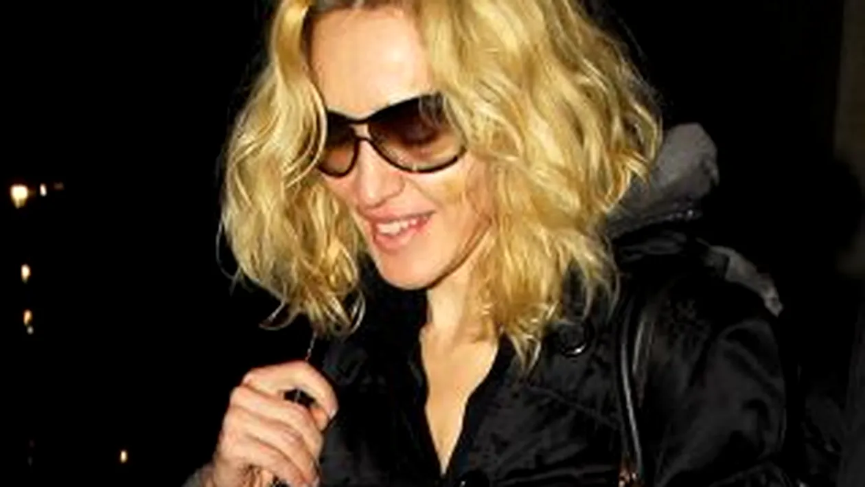 Madonna este noul designer al viitoarei colectii de ochelari de soare D&G
