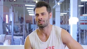 Il mai stiti pe Raul Popa de la "Insula iubirii". A intretinut relatii sexuale cu Loredana, iar acum a fost surprins alaturi de...