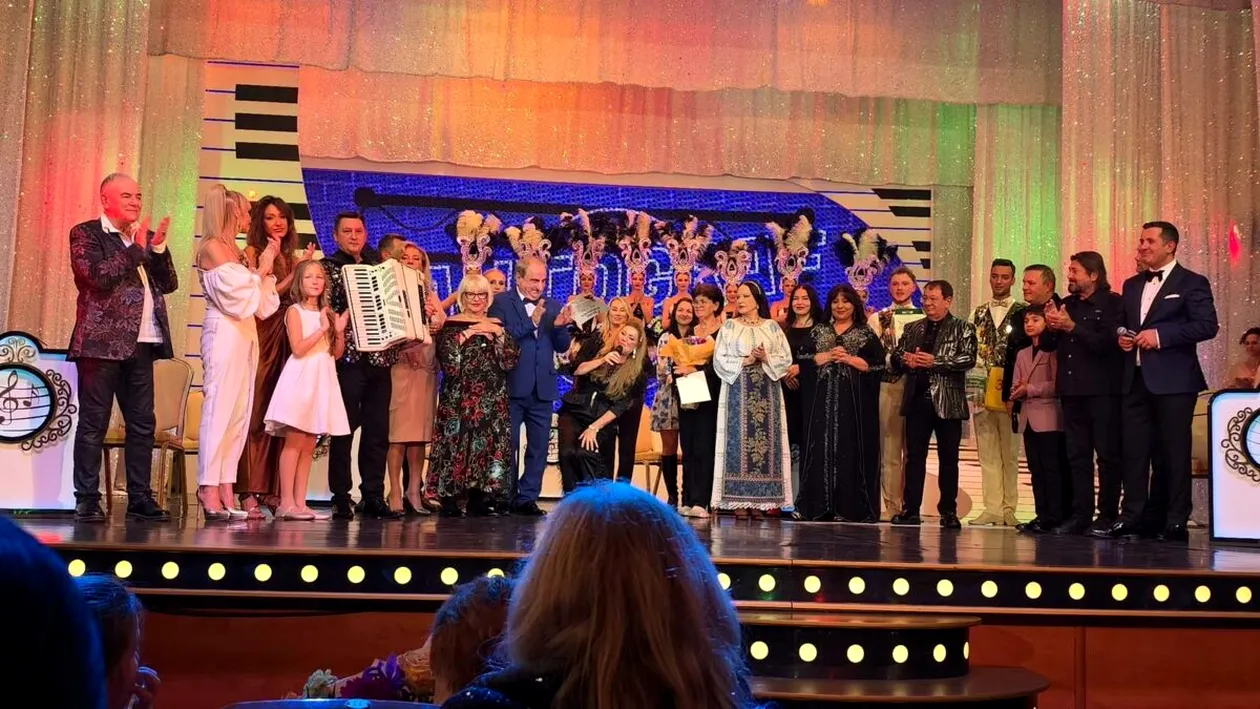 Mirabela Dauer, celebrată de artiști și prieteni într-o seară de neuitat. Trio-ul Simona Florescu, Ioana Dichiseanu și Anastasia a fost ecoul generațiilor care se întâlnesc în cântec