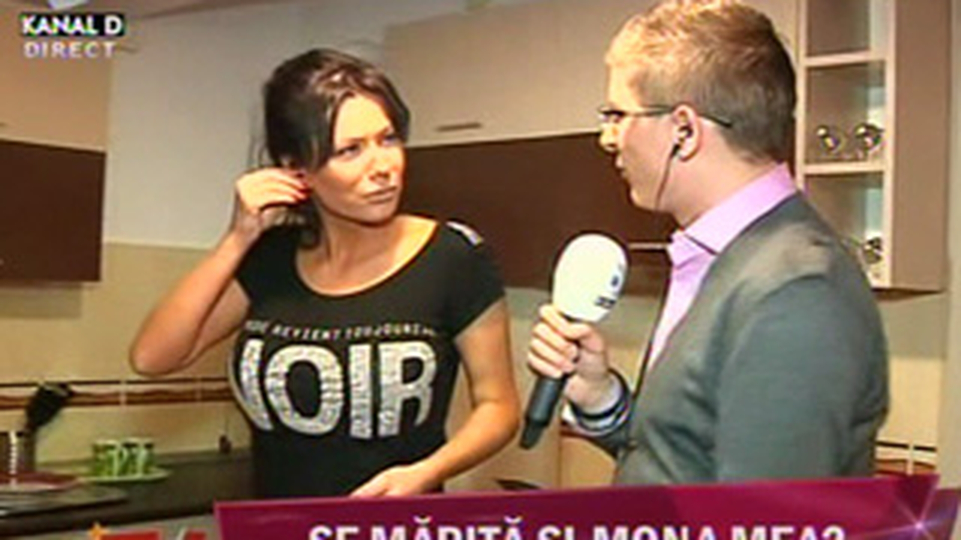 VIDEO Simona Sensual s-a facut fata de casa! Uite cum arata locuinta in care s-a mutat recent si ce jucarii sexuale ascunde in dormitor!