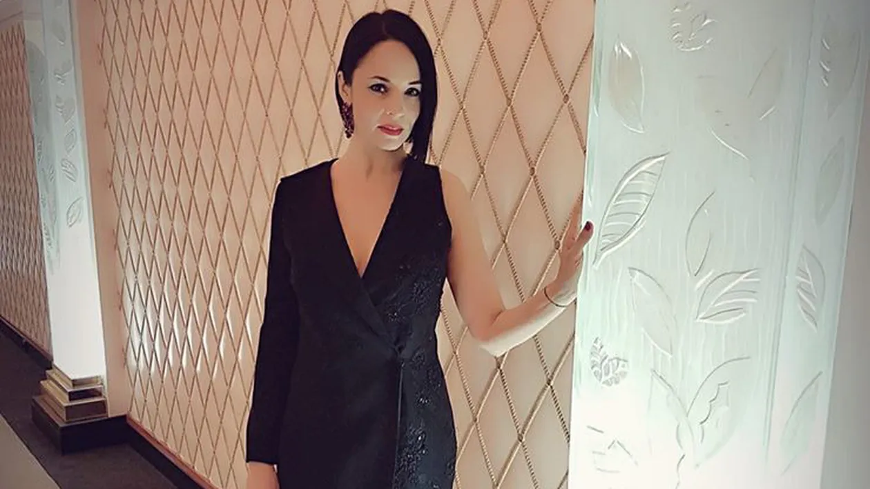 ANDREEA MARIN a făcut un anunţ neaşteptat, după care le-a arătat tuturor cu cine s-a întâlnit! Totul s-a întâmplat la Cannes