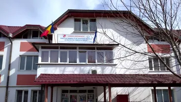 50 de copii din cadrul unui centru al DGASPC Bacău, suspecți de coronavirus. Alte 15 persoane care au intrat în contact cu ei, depistate pozitiv