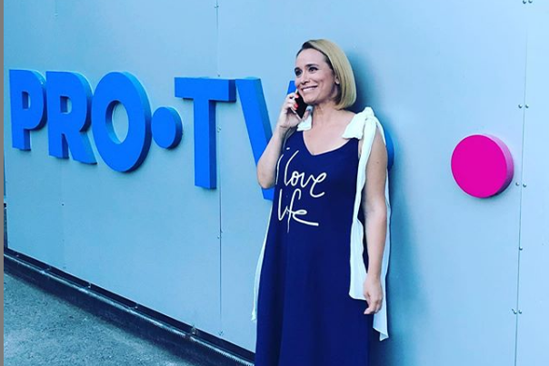 Recunoști vedeta? O vezi în fiecare zi la Pro TV! ”Poate nu se prind!”