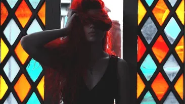 A fost demonstrat științific! Roșcatele fac mai mult amor decât blondele sau brunetele