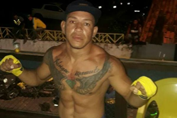 Luptător MMA, ucis în fața familiei sale, în propria casă!