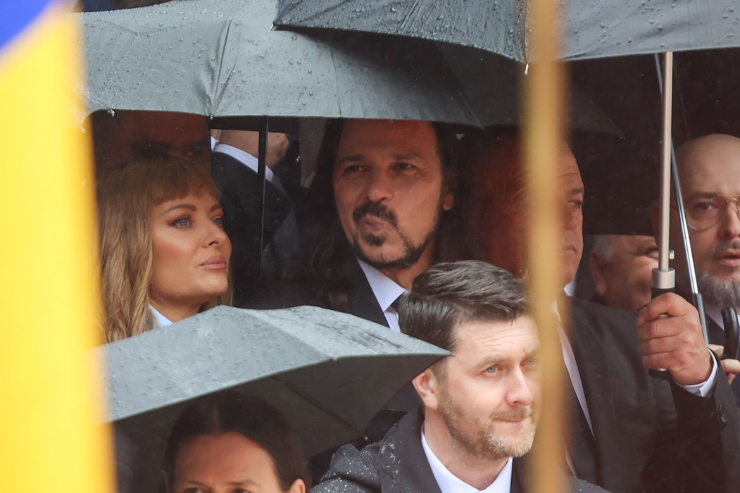 Cum a fost surprinsă Delia Matache la învestirea lui Nicușor Dan. S-a văzut TOT în direct, la TV, iar fanii s-au amuzat teribil!