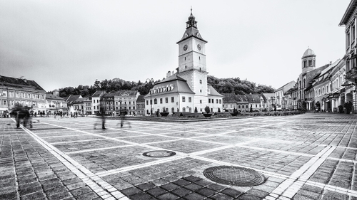 Cel mai frumos oraș din România a fost ales de localnici și de turiști. Ghicești care e?