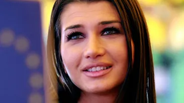 Elena Basescu: Imi asasinez prietenii cu poze cu Sofia! Isi doreste sa redevina mama