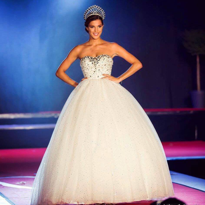 Miss Franţa a fost aleasă Miss Univers! Momentul emoţionant în care tânăra a primit coroana