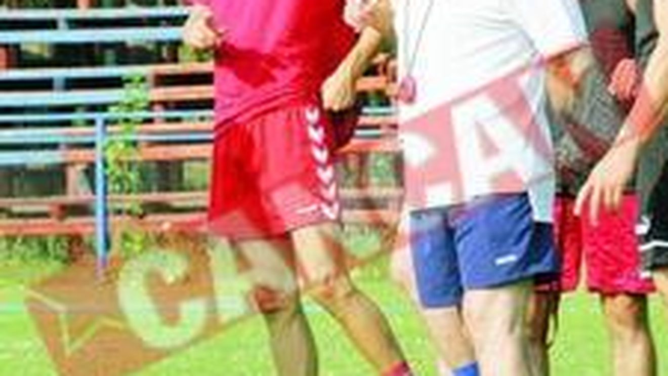 Noul selectioner umbla cu carabina pe umar
