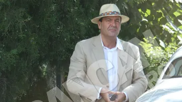 Dan Nicorescu se lauda cu bolizii lui! Aspiratoarele de femei au facut ravagii la un eveniment auto