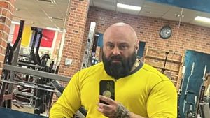 Jale mare în lumea interlopă! Protectorul lui Tzancă Uraganu a ajuns în comă la spital