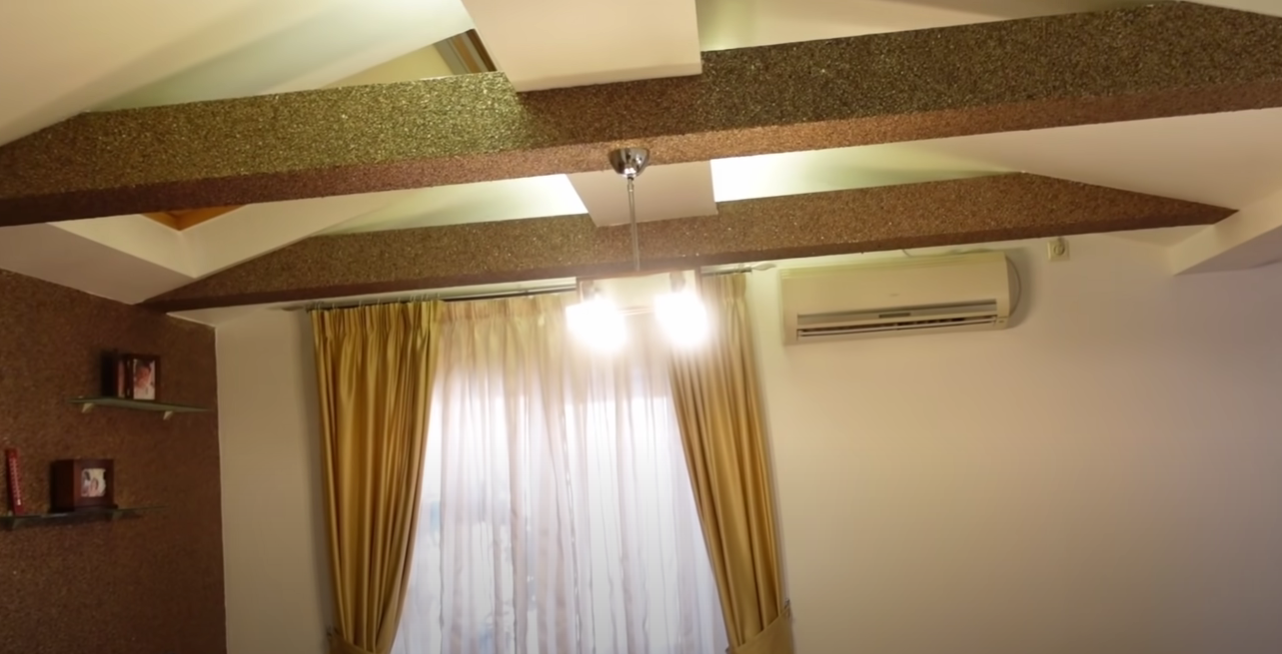 Vila lui Nea Mărin are o arhitectură impresionantă/ Sursa foto: Captură video