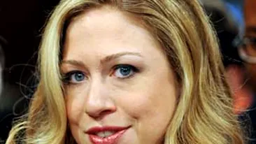 Fata lui Clinton primeste 10 milioane de dolari daca este inselata de sot!