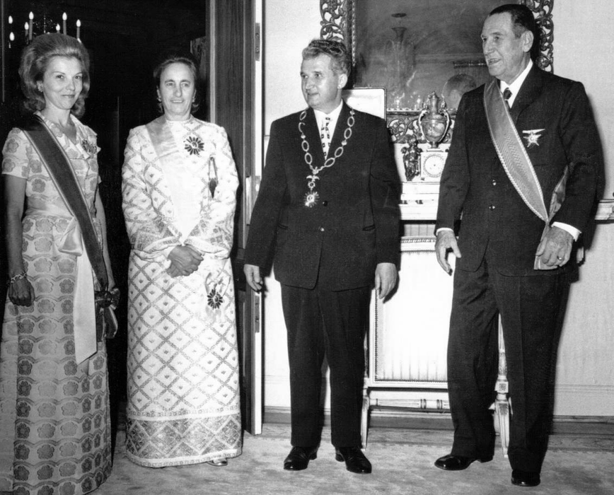 Cum își sărbătorea Nicolae Ceaușescu ziua de naștere! Fostul dictator primea cadouri personalizate din toată țara