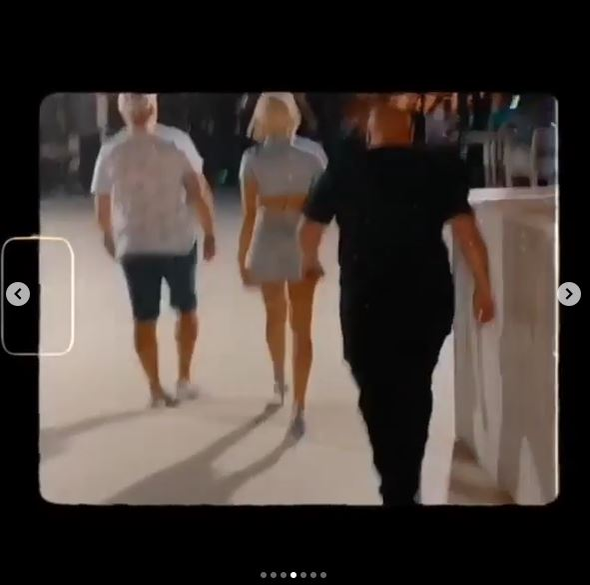 Lidia Buble a încins Instagram-ul după ce a ridicat picioarele în timp ce purta o fustă mini! Are sau nu lenjerie intimă?!